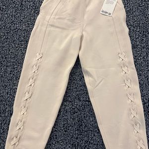Lululemon Braided Detail HR Jogger in
White Opal